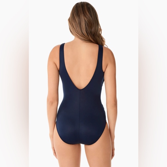 Miraclesuit Illusionists Crossover With Mesh One Piece in Midnight size 16W - Picture 2 of 7